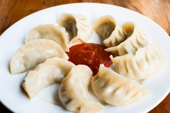 CHICKEN MOMO